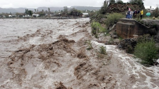 West Coast Storms Cause Arizona Flooding KPHO